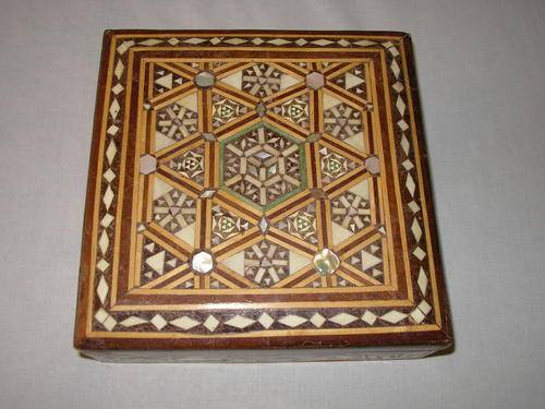 vintage jewelery box