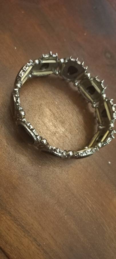 Vintage look bracelet