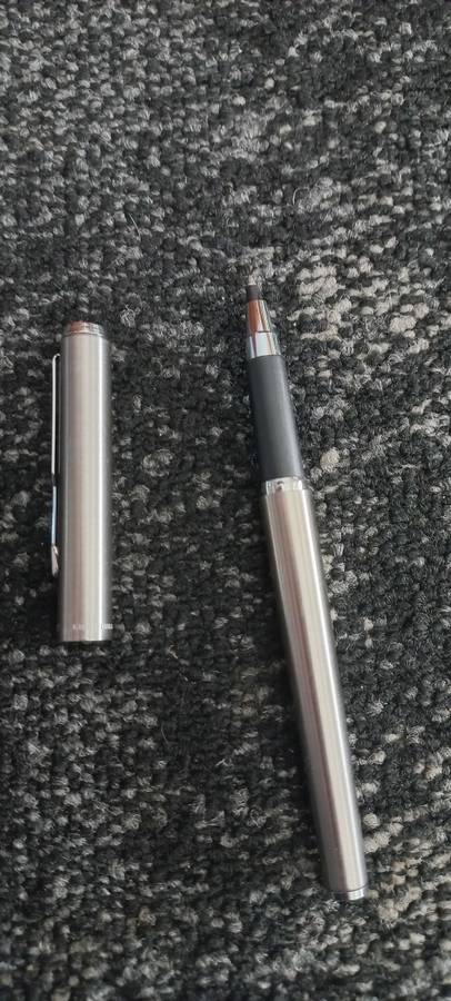 Parker pen