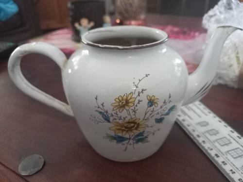 Enamel kettle vintage