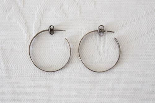 STERLING SILVER VINTAGE THIN HOOP EARRINGS