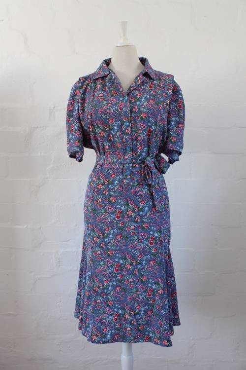 VINTAGE FLORAL PRINT BLUE PINK TIE WAIST MERMAID DAY DRESS - SIZE 18