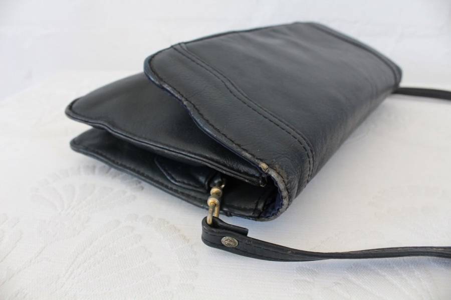 VINTAGE GENUINE LEATHER NAVY BLUE SHOULDER MESSENGER BAG HANDBAG