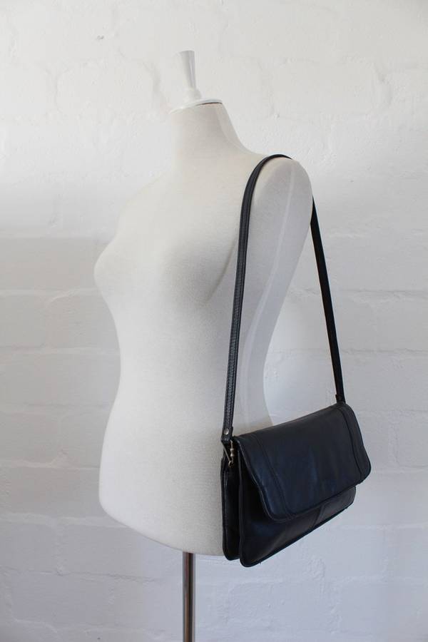 VINTAGE GENUINE LEATHER NAVY BLUE SHOULDER MESSENGER BAG HANDBAG