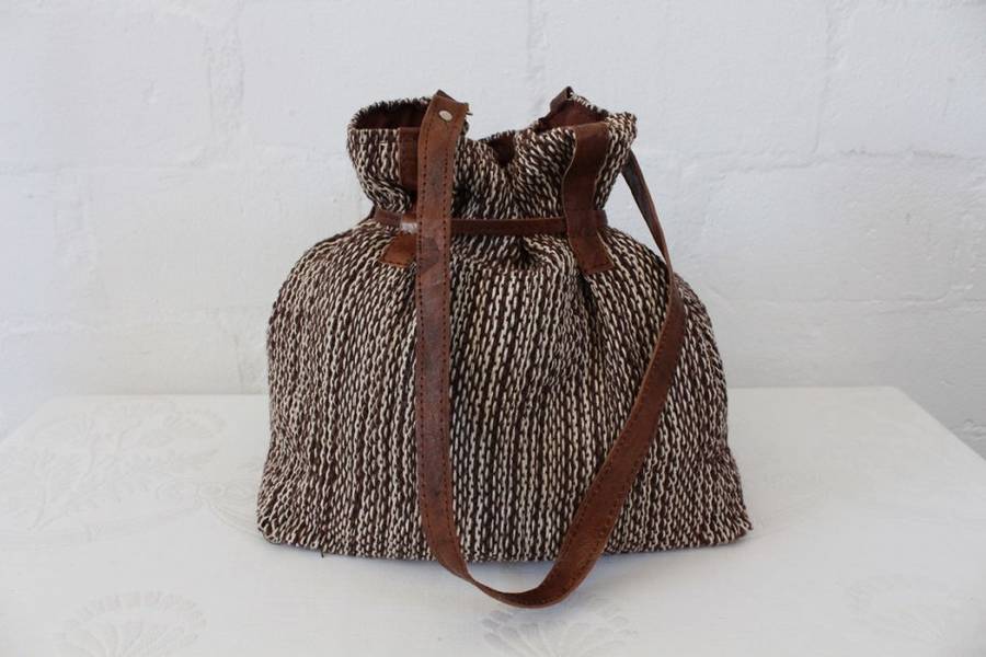 VINTAGE BROWN GENUINE LEATHER WOVEN BUCKET BAG HANDBAG