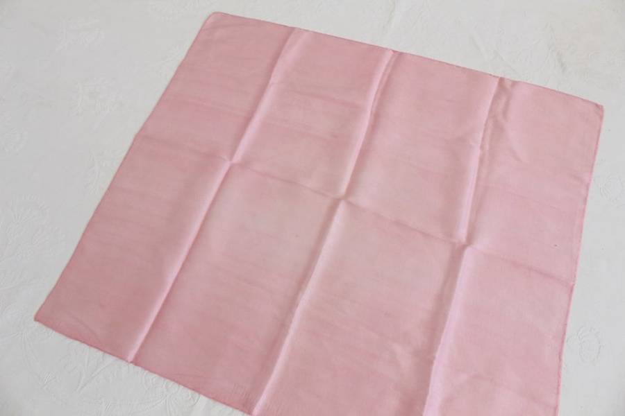 100% SILK VINTAGE PINK TEXTURED SCARF