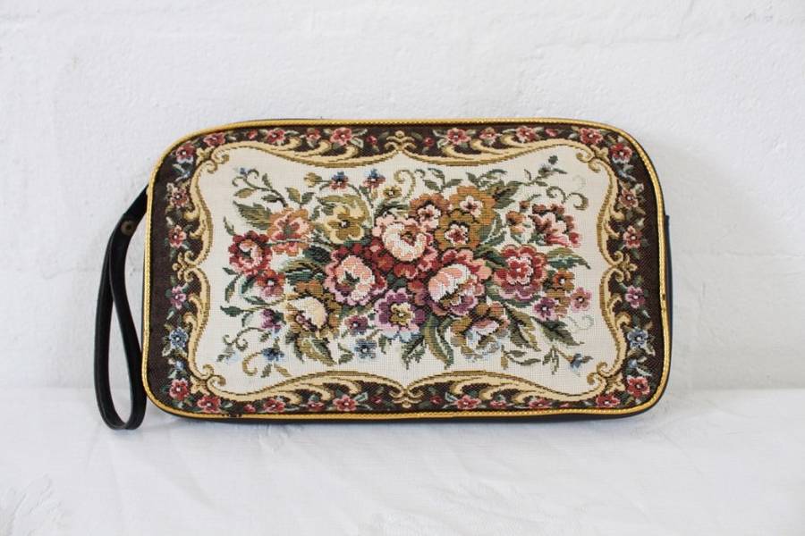 VINTAGE FLORAL TAPESTRY FABRIC BLACK CLUTCH BAG PURSE