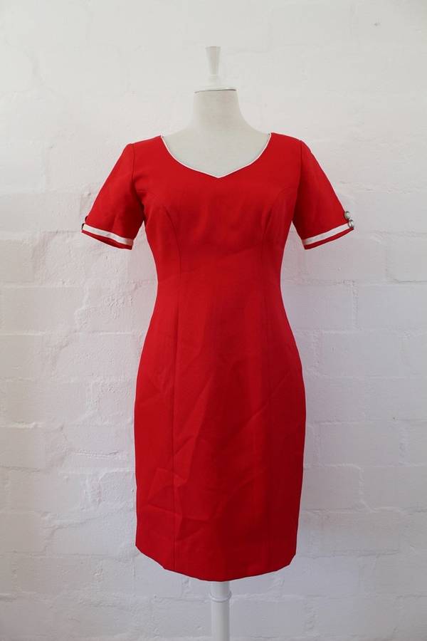 VINTAGE RED SHORT SLEEVE FITTED SHIFT DRESS - SIZE 10