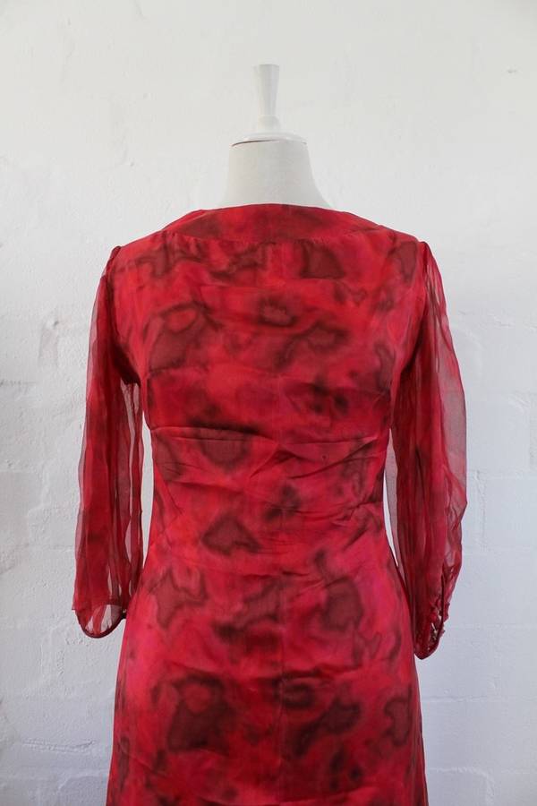 VINTAGE 100% SILK CHIFFON RED PRINTED COCKTAIL DRESS - SIZE 12