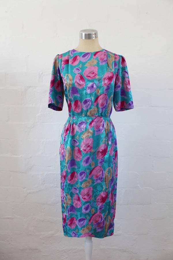 VINTAGE FLORAL PRINT BLUE PINK FITTED DRESS - SIZE 8