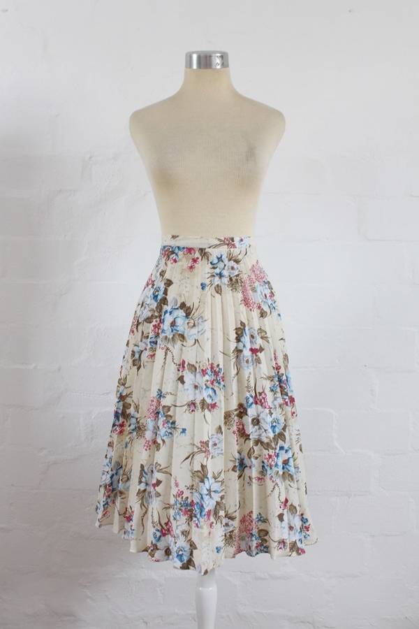 VINTAGE FLORAL PRINT PLEATED A-LINE SKIRT - SIZE 6