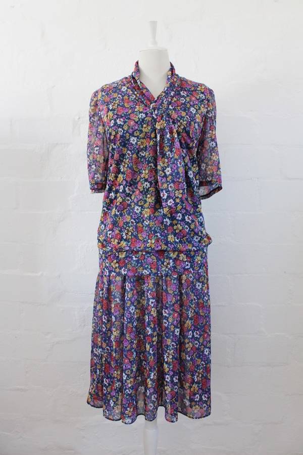 VINTAGE FLORAL PRINT NAVY RED DROP WAIST DAY DRESS - SIZE 14