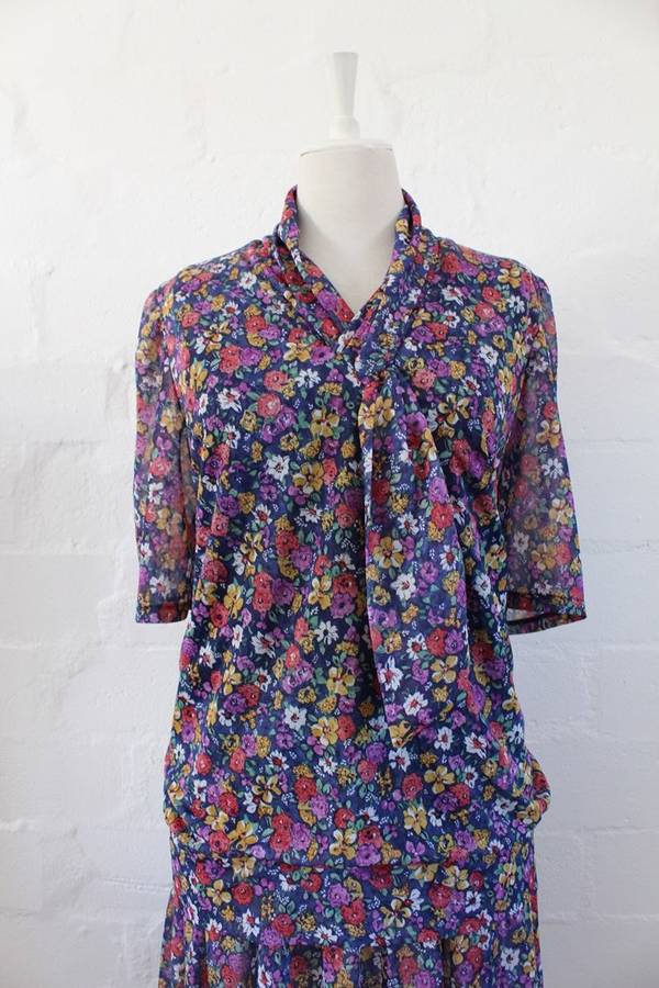 VINTAGE FLORAL PRINT NAVY RED DROP WAIST DAY DRESS - SIZE 14