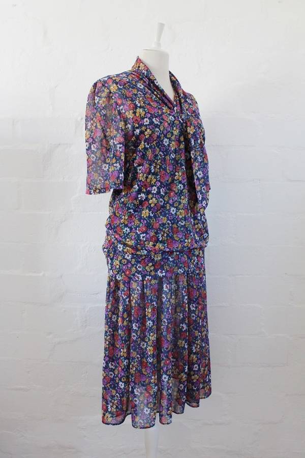VINTAGE FLORAL PRINT NAVY RED DROP WAIST DAY DRESS - SIZE 14