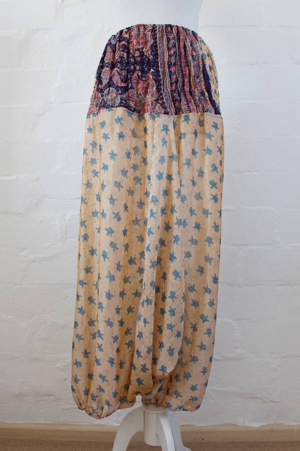 100% SILK INDIAN PRINTED WIDE LEG HAREM PANTS - SIZE M