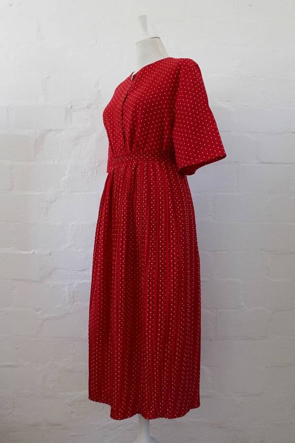 VINTAGE POLKA DOT PRINT RED WHITE TWO PIECE TOP SKIRT SET - SIZE 18