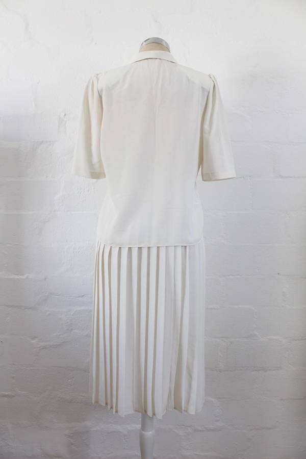 VINTAGE CREAM TWO PIECE BLOUSE PLEATED SKIRT SET - SIZE 8
