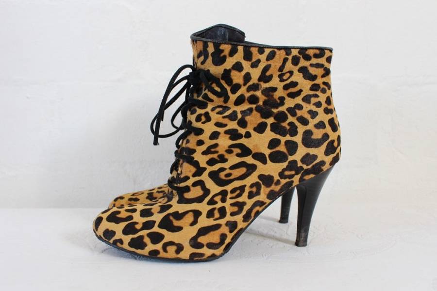 *TOSONI* LEOPARD PRINT GENUINE LEATHER CALF HAIR ANKLE BOOTIES SHOES - SIZE 6