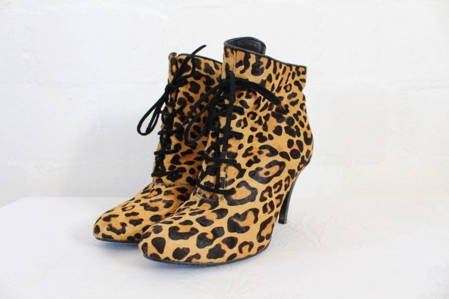 *TOSONI* LEOPARD PRINT GENUINE LEATHER CALF HAIR ANKLE BOOTIES SHOES - SIZE 6