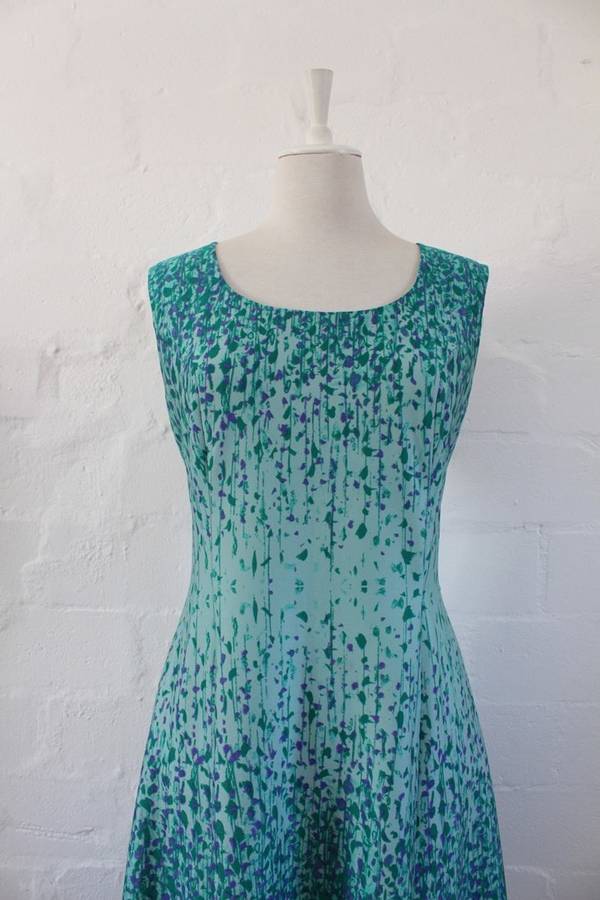 TWO PIECE VINTAGE BLUE GREEN FLORAL PRINT DRESS TOP SET - SIZE 16