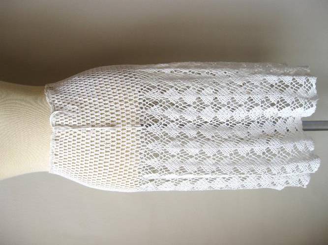 VINTAGE CROCHET KNIT CREAM SKIRT - ONE SIZE