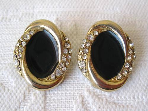 VINTAGE BLACK ENAMEL RHINESTONE GOLD PLATED CLIP-ON EARRINGS