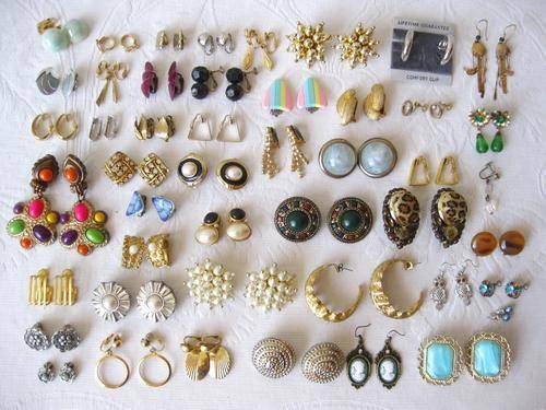 ***JOB LOT VINTAGE COSTUME JEWELLERY EARRINGS***