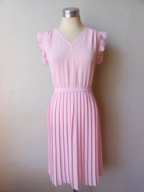 VINTAGE PINK PLEATED RUFFLE TIE WAIST DRESS - SIZE 14