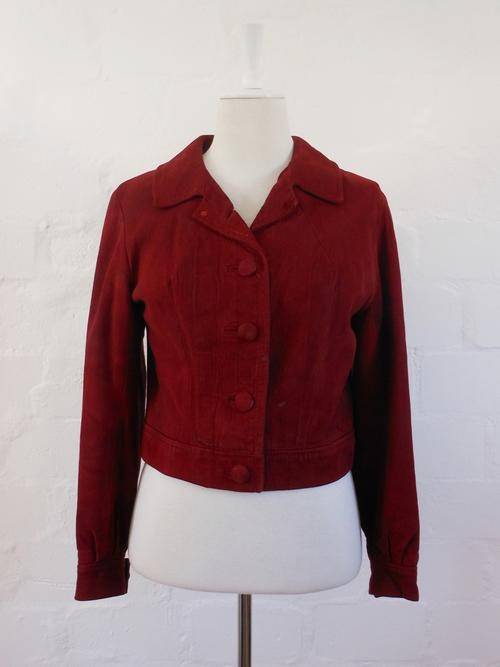 *END SEASON SALE* *GENUINE SUEDE LEATHER* VINTAGE GOLD MEDAL POINTER RED CROPPED JACKET - SIZE 10