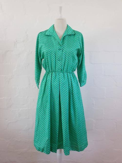 VINTAGE POLKA DOT PRINTED GREEN WHITE DAY DRESS - SIZE 10
