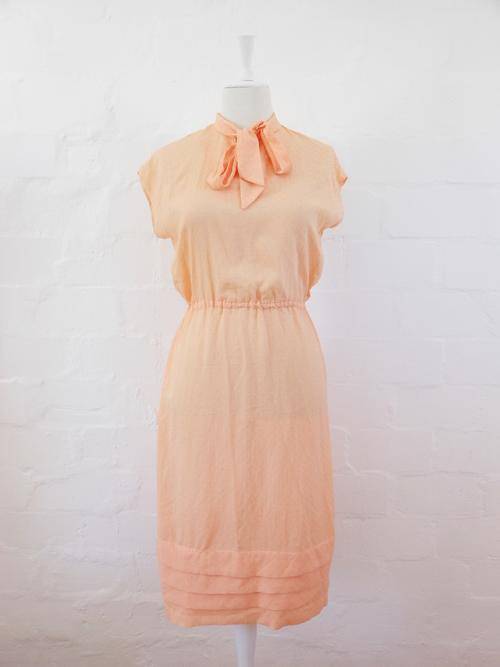 VINTAGE PEACH ORANGE POLKA DOT TIE NECK DRESS - SIZE 12