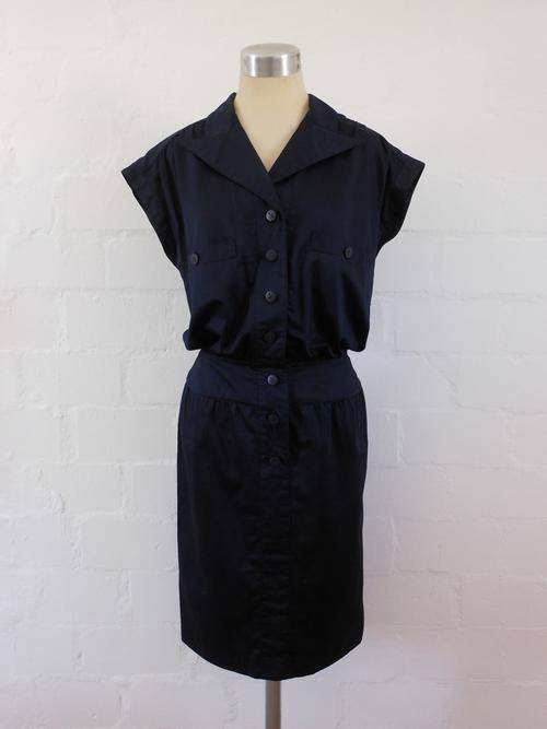 *END SEASON SALE - 33% OFF* *KARL LAGERFELD* DESIGNER VINTAGE NAVY BLUE BUTTON DOWN DRESS - SIZE 8
