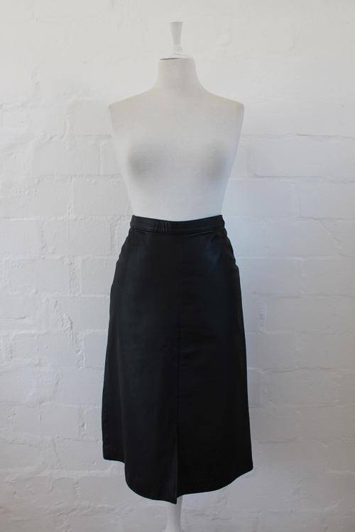 *GENUINE LEATHER* VINTAGE BLACK PENCIL SKIRT - SIZE 8