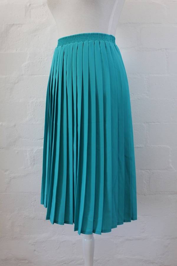 VINTAGE PLEATED BLUE TURQUOISE SKIRT - SIZE 12