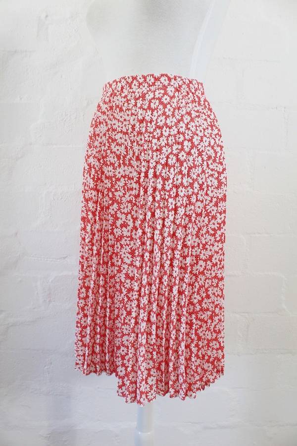 VINTAGE RED WHITE FLORAL PRINT PLEATED SKIRT - SIZE 14