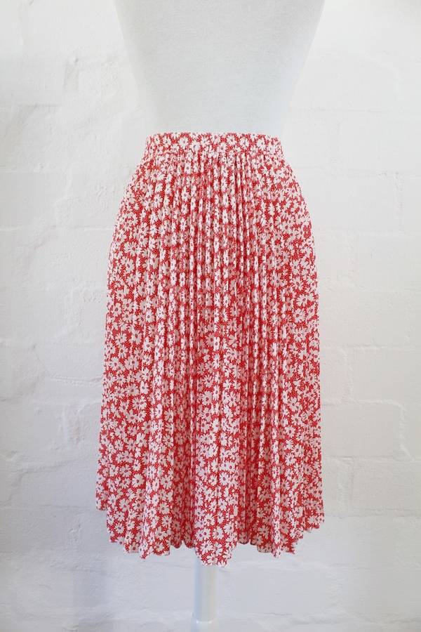 VINTAGE RED WHITE FLORAL PRINT PLEATED SKIRT - SIZE 14