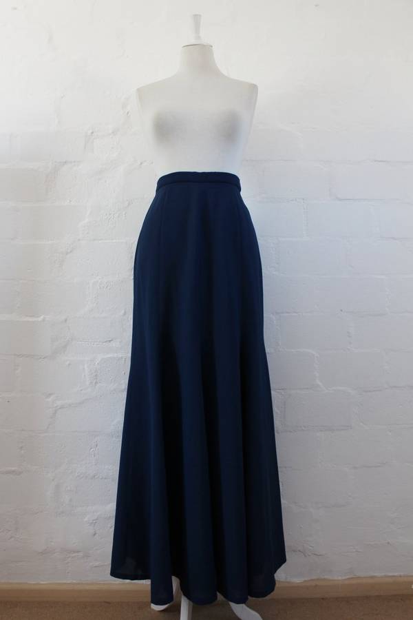 *SUMMER SALE - 50% OFF!* VINTAGE NAVY BLUE HIGH WAIST FLARED MAXI SKIRT - SIZE 10