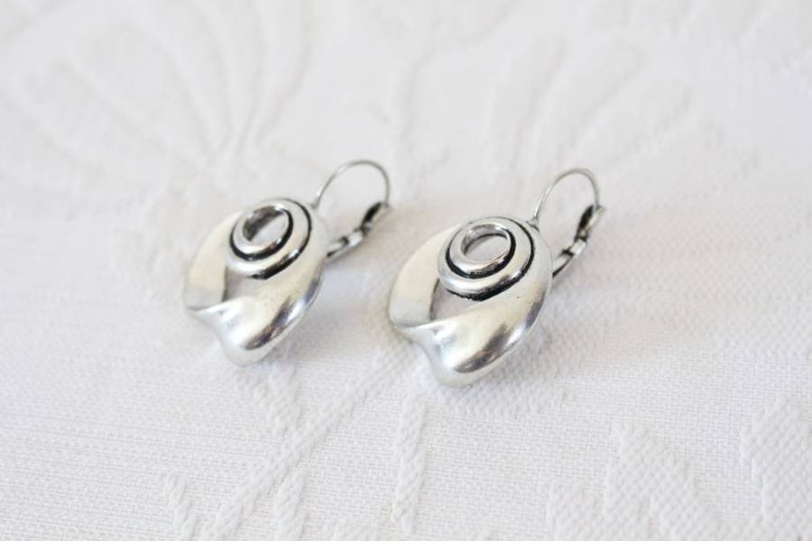SILVER TONE DROP DANGLE PIERCED EARRINGS