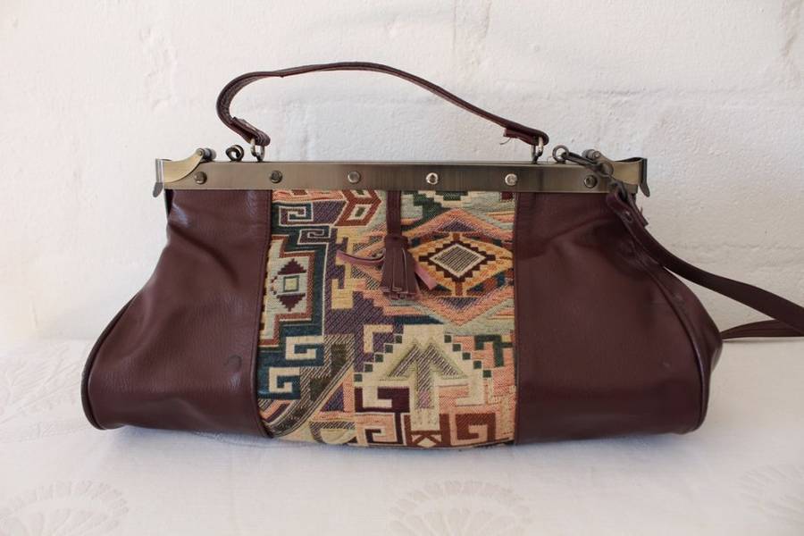 VINTAGE GENUINE LEATHER MAROON TAPESTRY GLADSTONE BAG HANDBAG