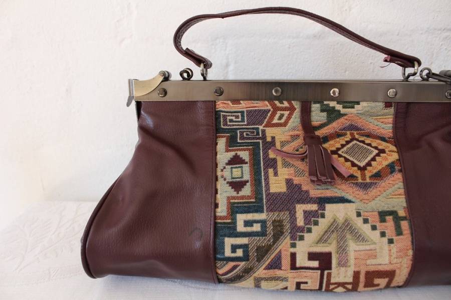 VINTAGE GENUINE LEATHER MAROON TAPESTRY GLADSTONE BAG HANDBAG