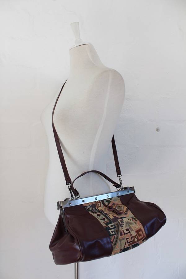 VINTAGE GENUINE LEATHER MAROON TAPESTRY GLADSTONE BAG HANDBAG