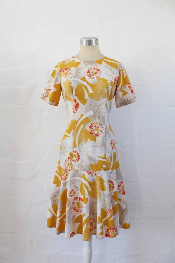 VINTAGE YELLOW WHITE FLORAL PRINT DROP WAIST DAY DRESS - SIZE 10