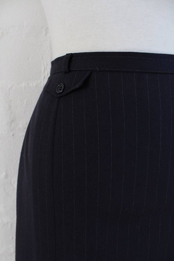 VINTAGE NAVY PINSTRIPE PLEATED HIGH WAIST PENCIL SKIRT - SIZE 10
