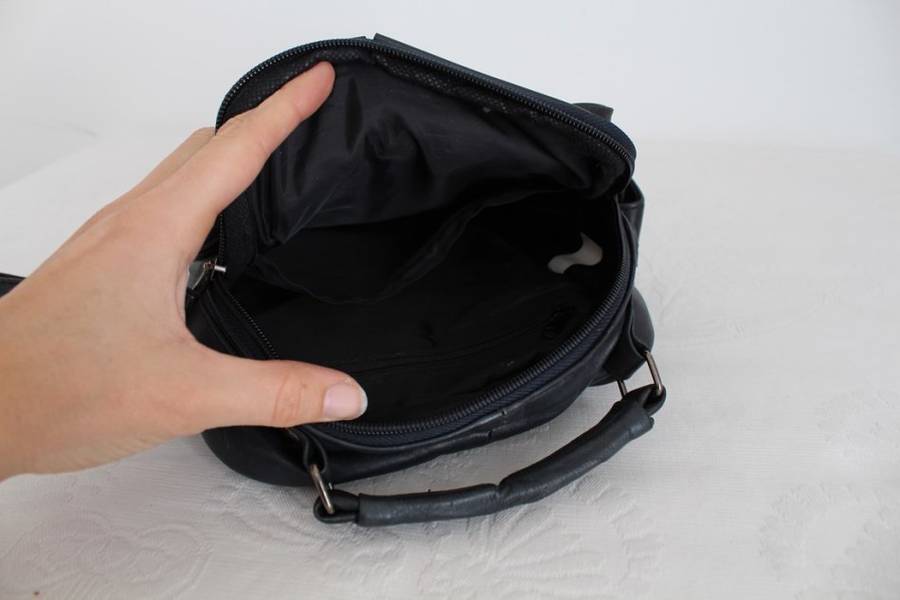 GENUINE LEATHER BLACK PATCH SLING BAG HANDBAG