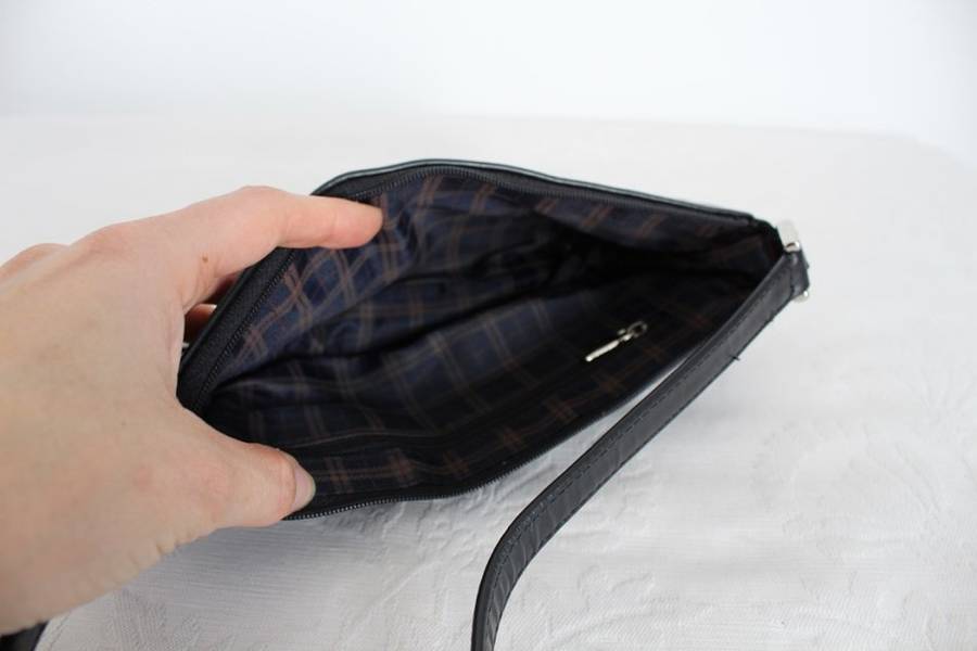 *SUMMER SALE - 50% OFF!* GENUINE LEATHER BLACK STUDDED SMALL BAGUETTE SHOULDER BAG HANDBAG