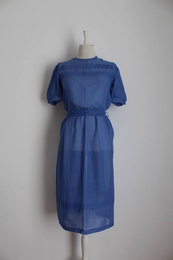 VINTAGE BLUE TIE WAIST PLEATED DAY DRESS - SIZE 10