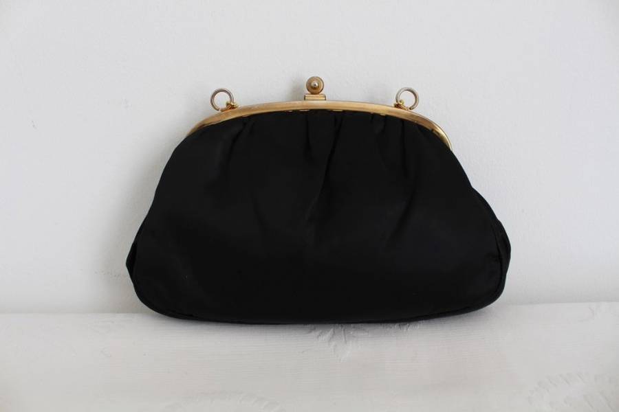 VINTAGE SATIN BLACK EVENING PURSE BAG