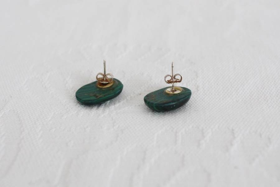 GENUINE MALACHITE GEM STONE GREEN VINTAGE STUD EARRINGS - PIERCED