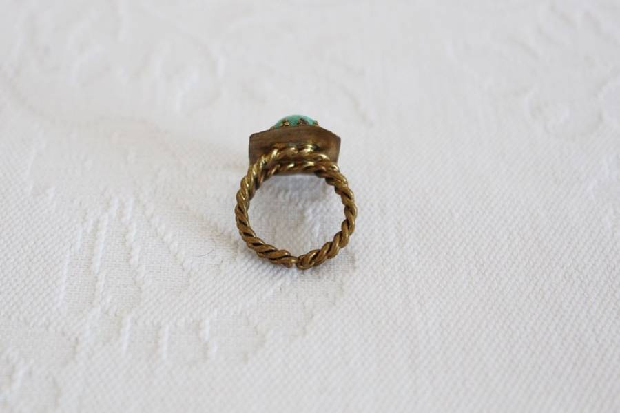 VINTAGE GREEN STONE BRASS HAND MADE ADJUSTABLE RING