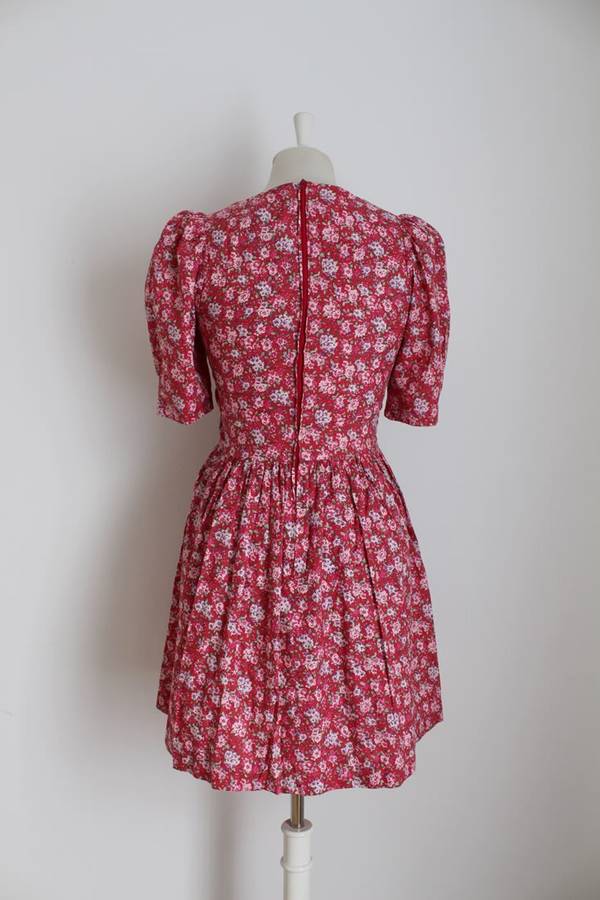 *LAURA ASHLEY* DESIGNER VINTAGE RED FLORAL PRINT COTTON DRESS - SIZE 10